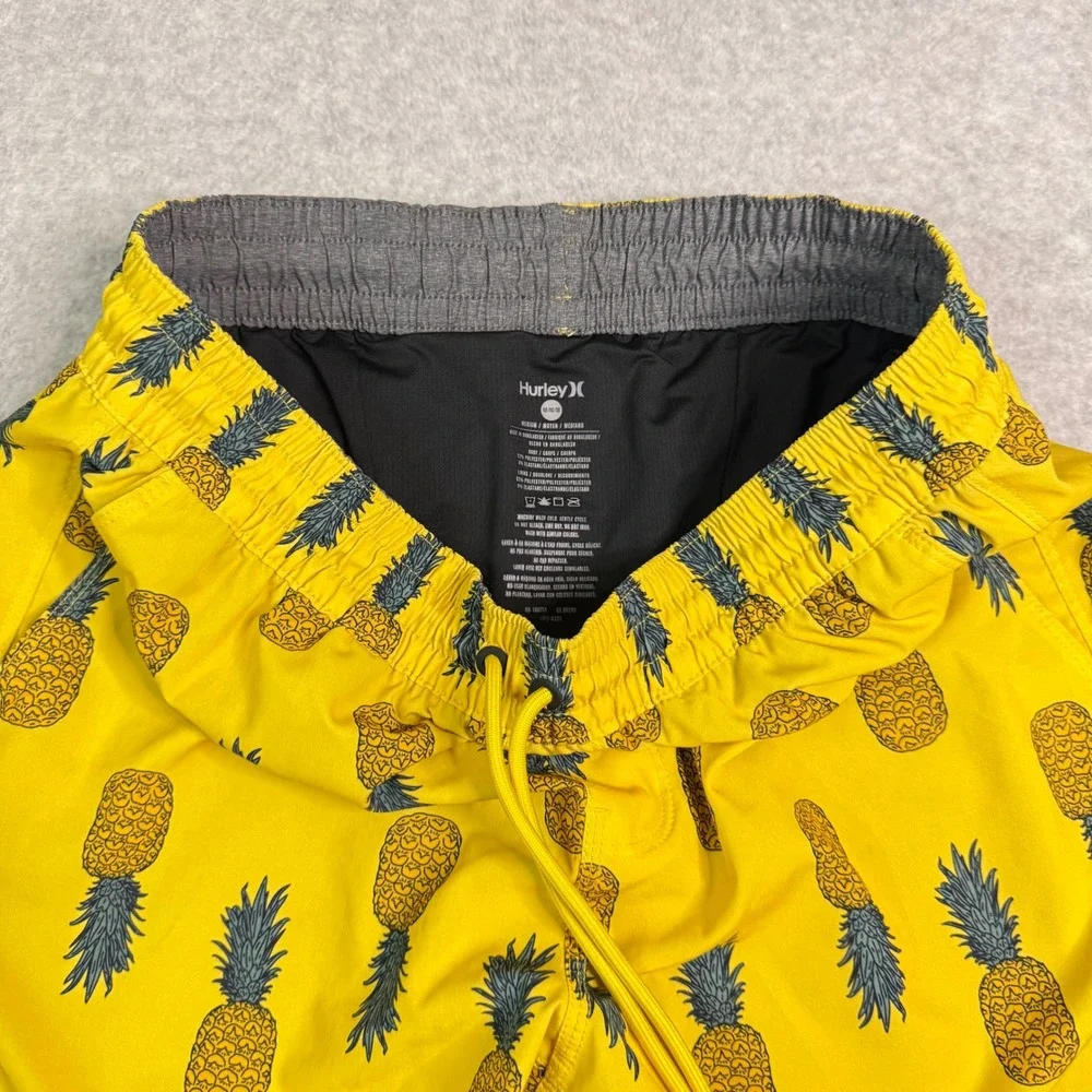 Hurley Mens Yellow Pineapple Print Board Shorts Swim Trunks Sz Medium 7in Inseam